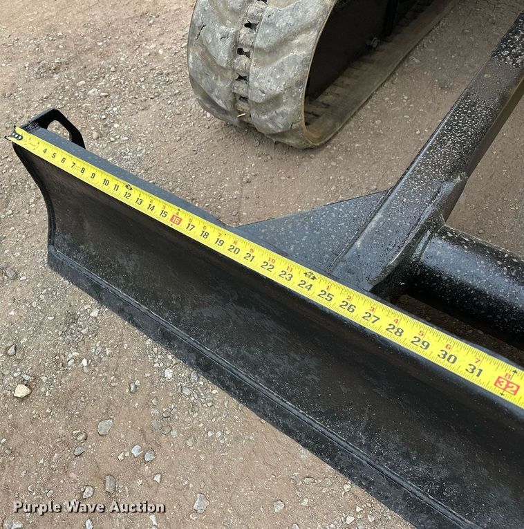 image for item EJ8968 2014 Caterpillar  303.5E mini excavator