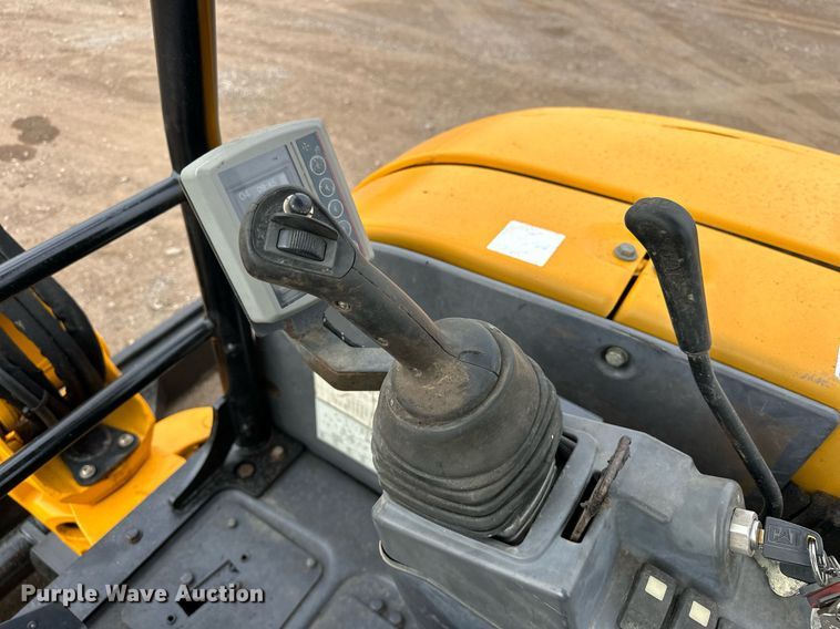 image for item EJ8968 2014 Caterpillar  303.5E mini excavator