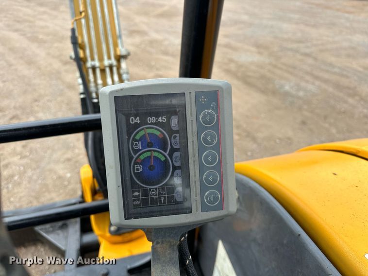 image for item EJ8968 2014 Caterpillar  303.5E mini excavator