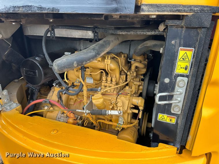 image for item EJ8968 2014 Caterpillar  303.5E mini excavator