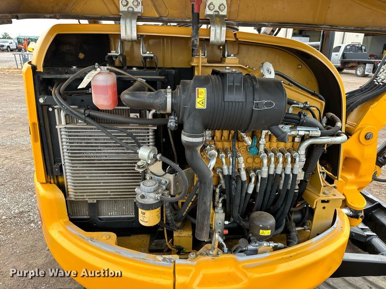 image for item EJ8968 2014 Caterpillar  303.5E mini excavator