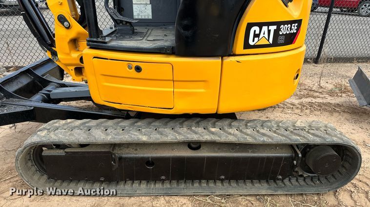 image for item EJ8968 2014 Caterpillar  303.5E mini excavator