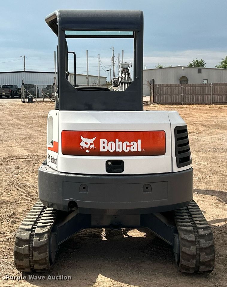 image for item EJ8969 2014 Bobcat E35 mini excavator