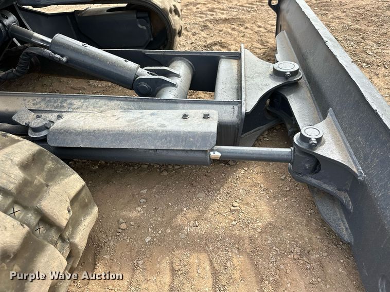 image for item EJ8969 2014 Bobcat E35 mini excavator