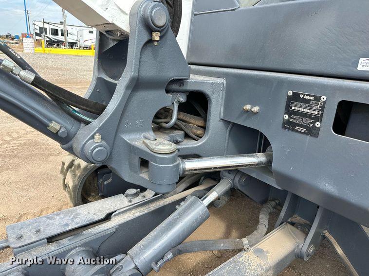 image for item EJ8969 2014 Bobcat E35 mini excavator