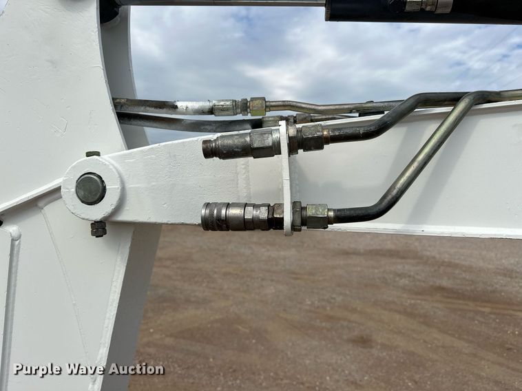 image for item EJ8969 2014 Bobcat E35 mini excavator