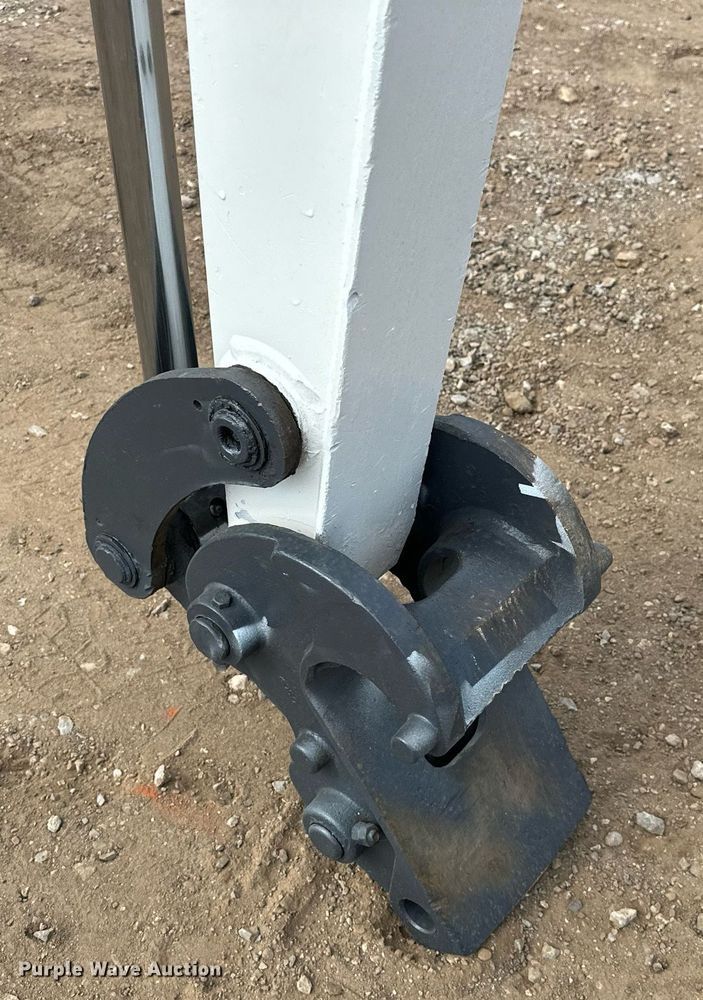 image for item EJ8969 2014 Bobcat E35 mini excavator