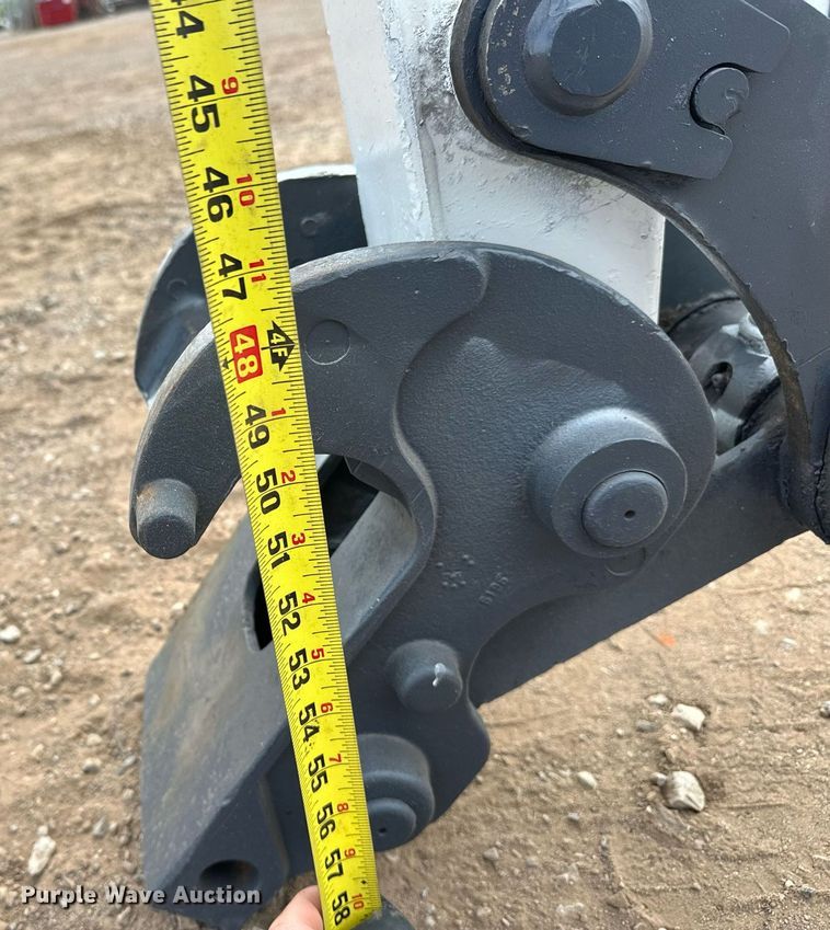 image for item EJ8969 2014 Bobcat E35 mini excavator