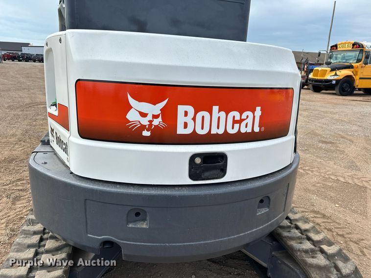 image for item EJ8969 2014 Bobcat E35 mini excavator