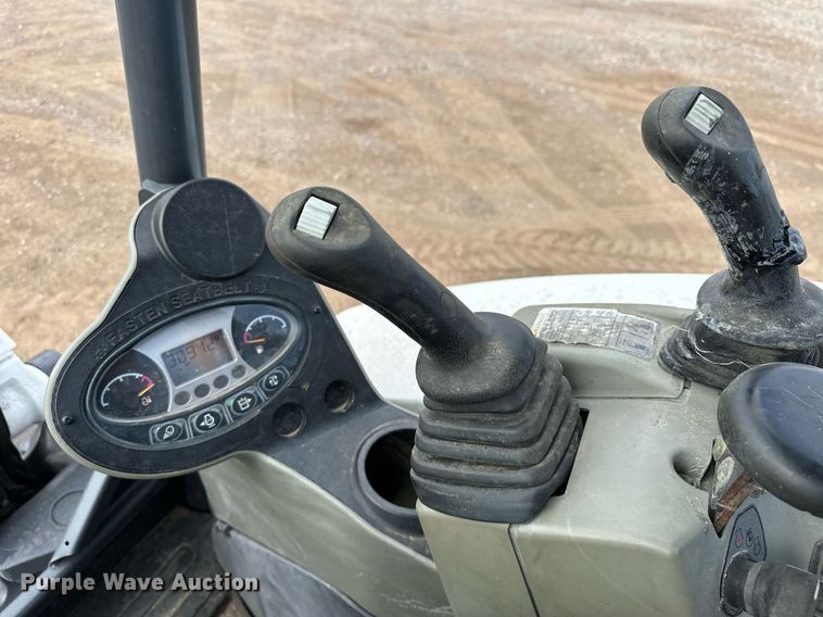 image for item EJ8969 2014 Bobcat E35 mini excavator