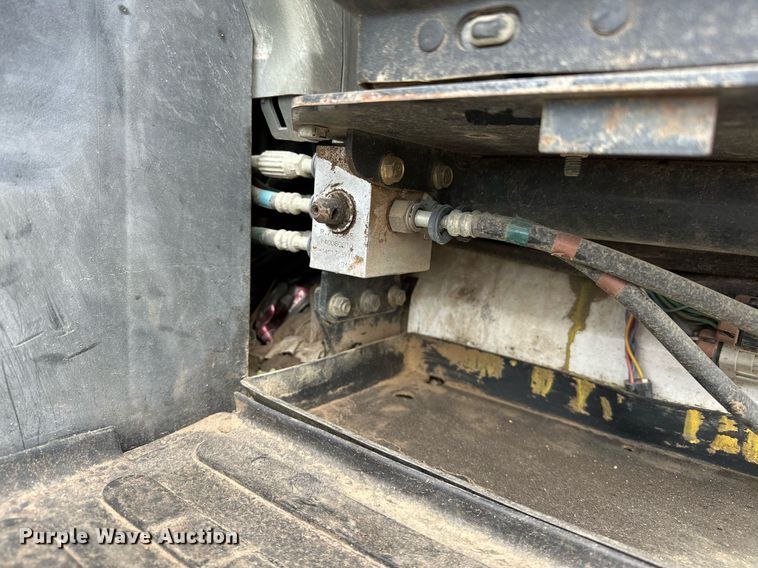 image for item EJ8969 2014 Bobcat E35 mini excavator