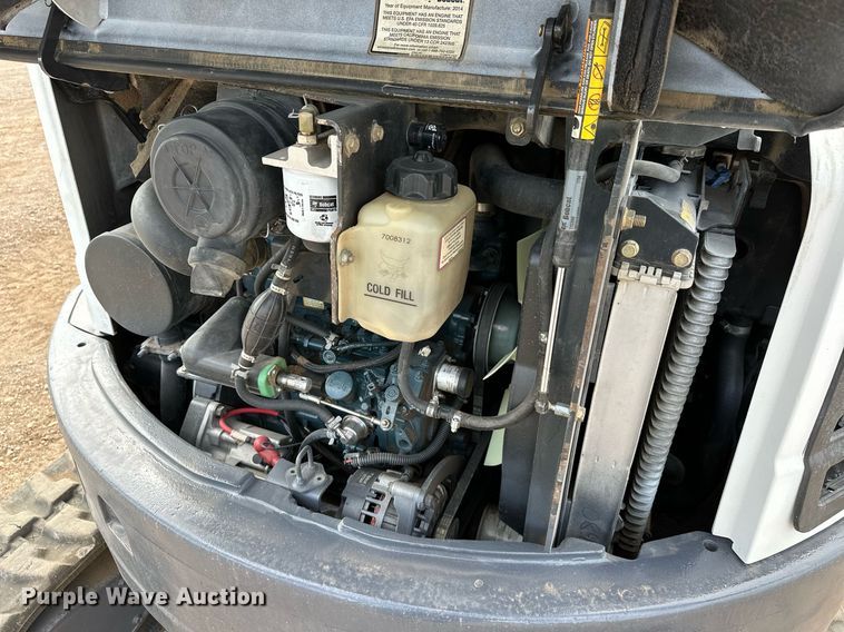 image for item EJ8969 2014 Bobcat E35 mini excavator