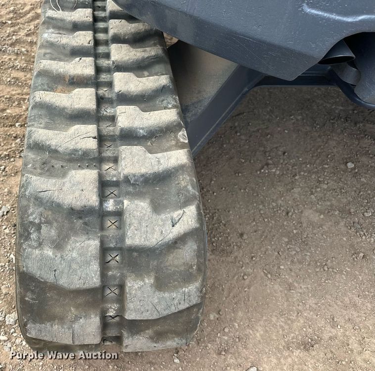 image for item EJ8969 2014 Bobcat E35 mini excavator