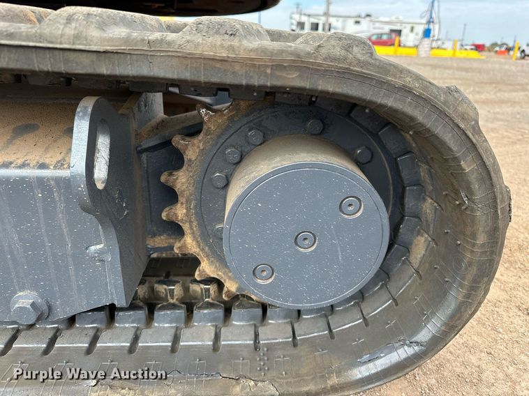 image for item EJ8969 2014 Bobcat E35 mini excavator