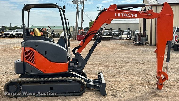 image for item EJ8970 2011 Hitachi  Zaxis 35U-3 mini excavator