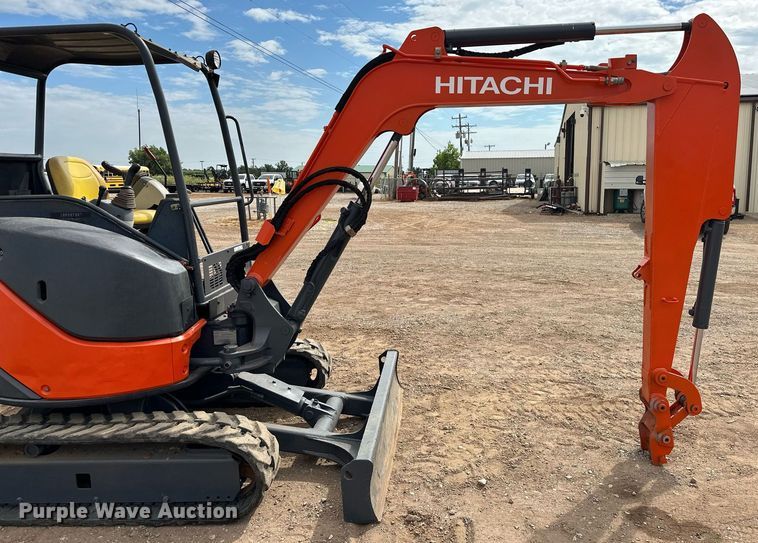 image for item EJ8970 2011 Hitachi  Zaxis 35U-3 mini excavator