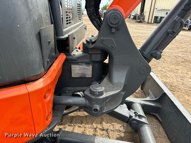 image for item EJ8970 2011 Hitachi  Zaxis 35U-3 mini excavator