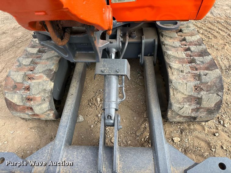 image for item EJ8971 2014 Kubota  KX018-4 mini excavator