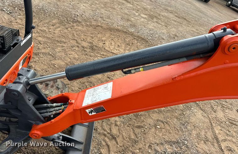 image for item EJ8971 2014 Kubota  KX018-4 mini excavator