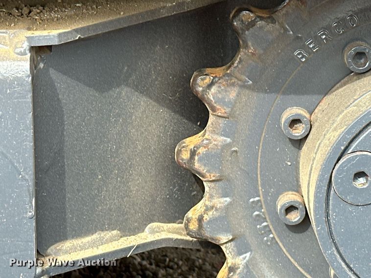 image for item EJ8971 2014 Kubota  KX018-4 mini excavator