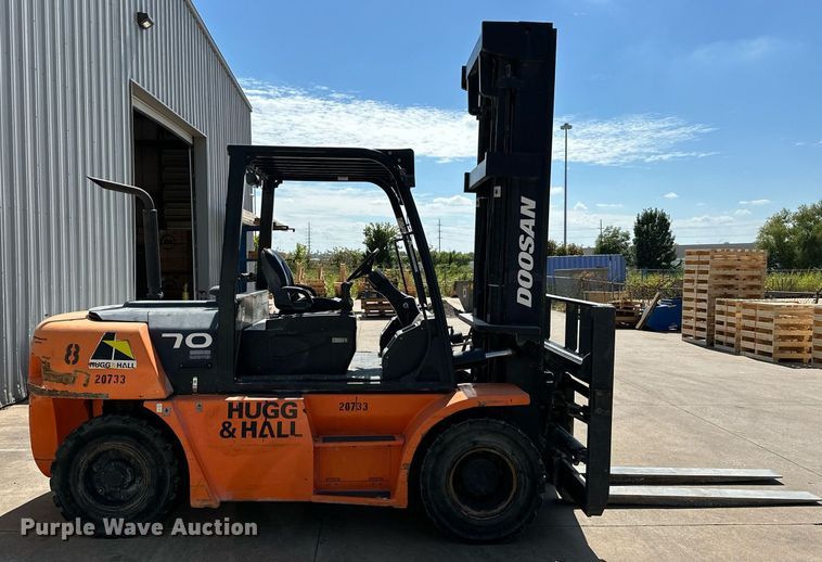 image for item EJ8974 Doosan  D70S-5 forklift
