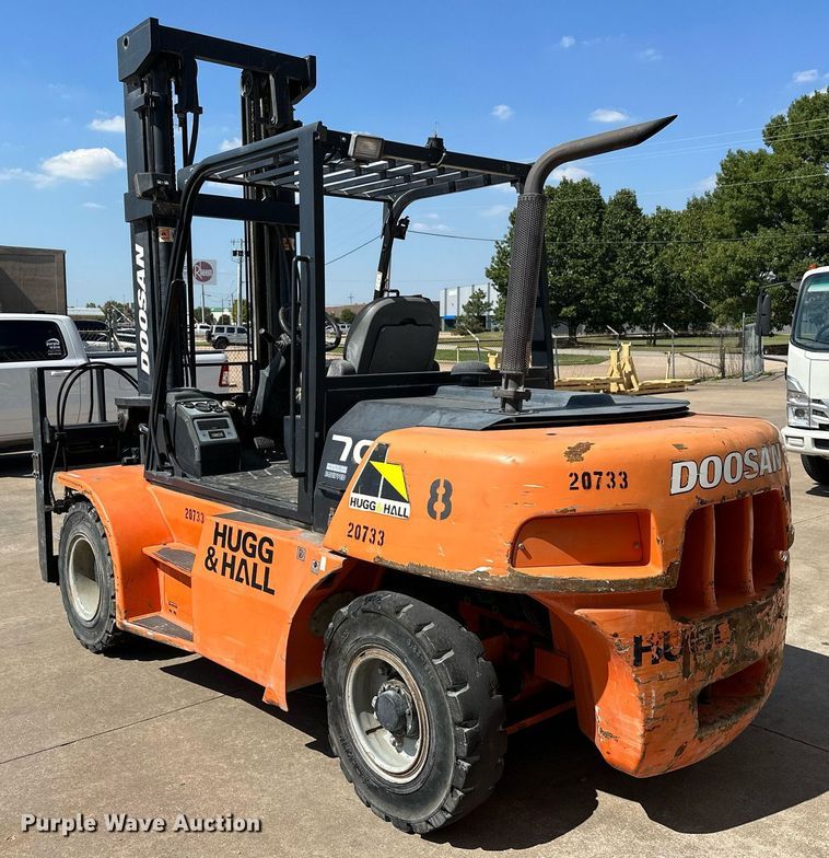 image for item EJ8974 Doosan  D70S-5 forklift