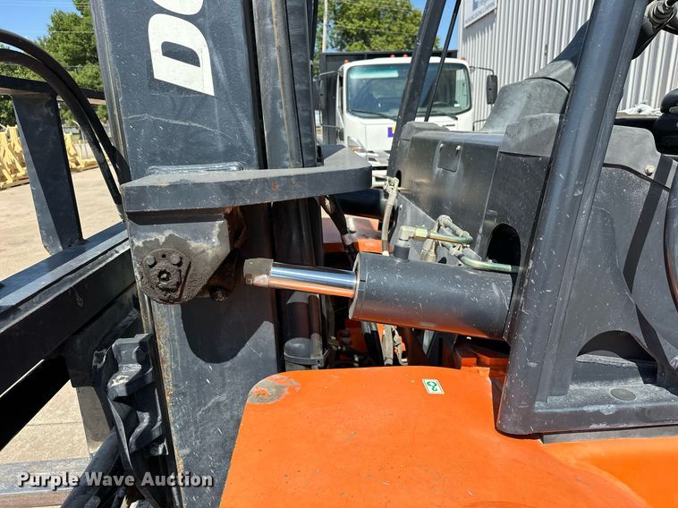 image for item EJ8974 Doosan  D70S-5 forklift