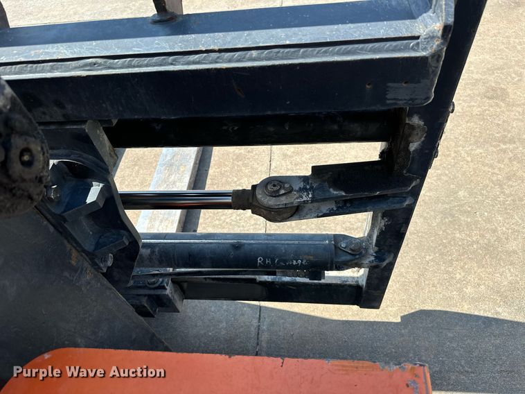 image for item EJ8974 Doosan  D70S-5 forklift