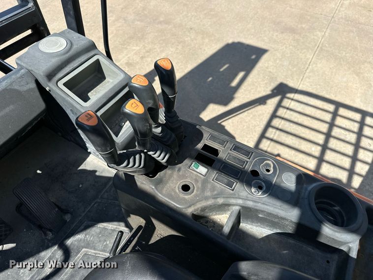 image for item EJ8974 Doosan  D70S-5 forklift