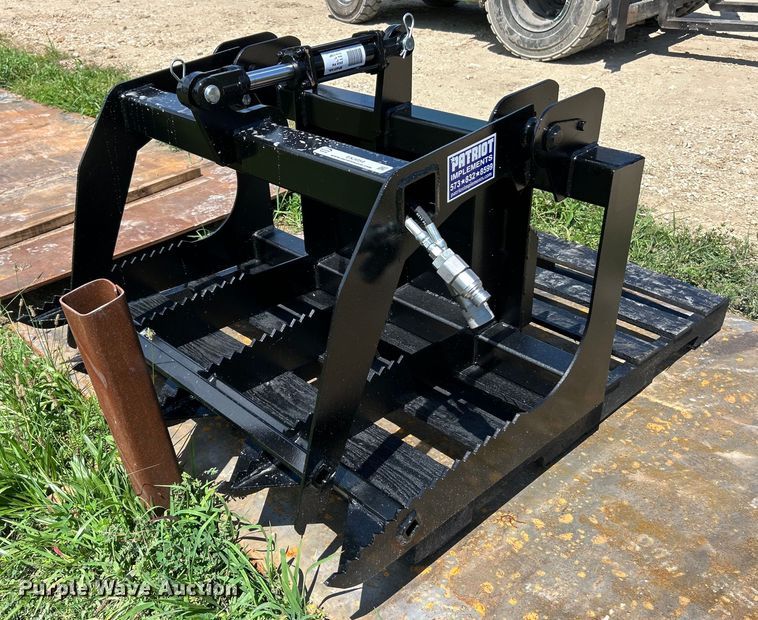 image for item EK3054 Patriot Implements compact utility loader rock grapple bucket