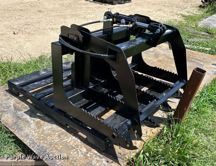 image for item EK3054 Patriot Implements compact utility loader rock grapple bucket