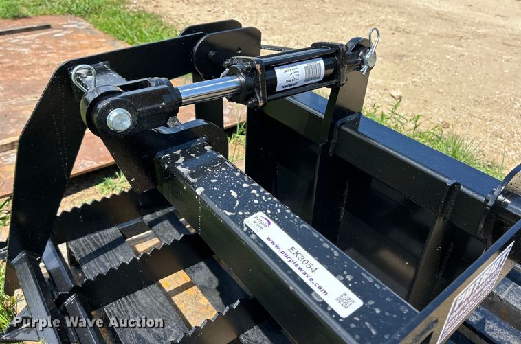 image for item EK3054 Patriot Implements compact utility loader rock grapple bucket