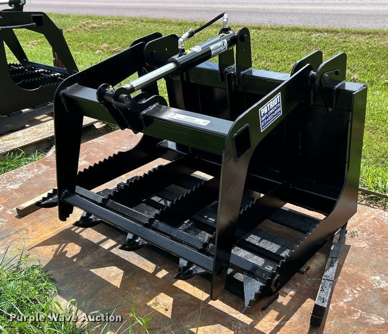 image for item EK3059 Patriot Implements skid steer rock grapple bucket
