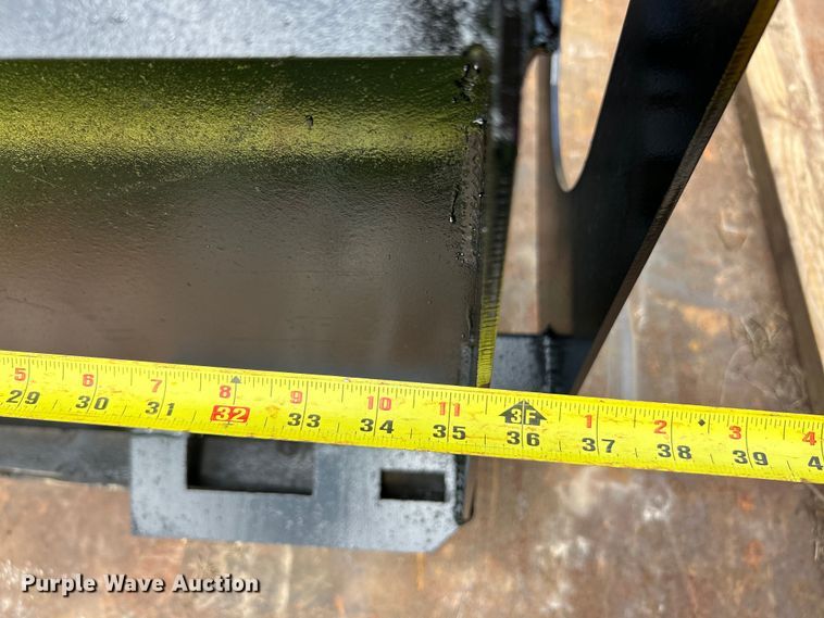 image for item EK3059 Patriot Implements skid steer rock grapple bucket