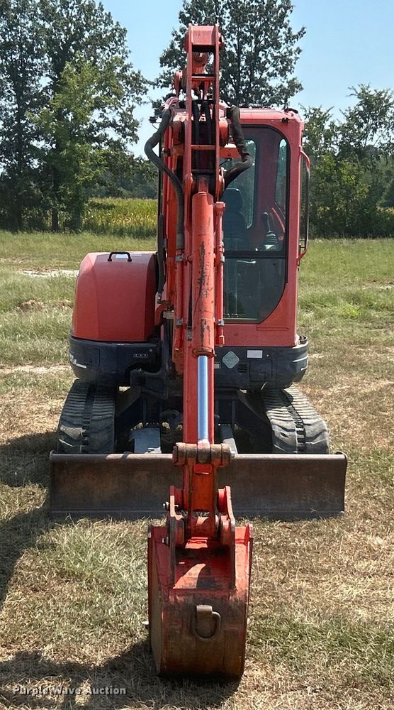 image for item EK3246 2011 Kubota  KX121-3ST mini excavator