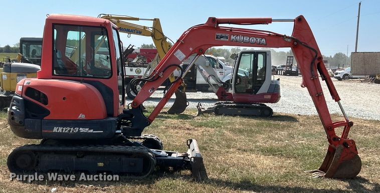 image for item EK3246 2011 Kubota  KX121-3ST mini excavator