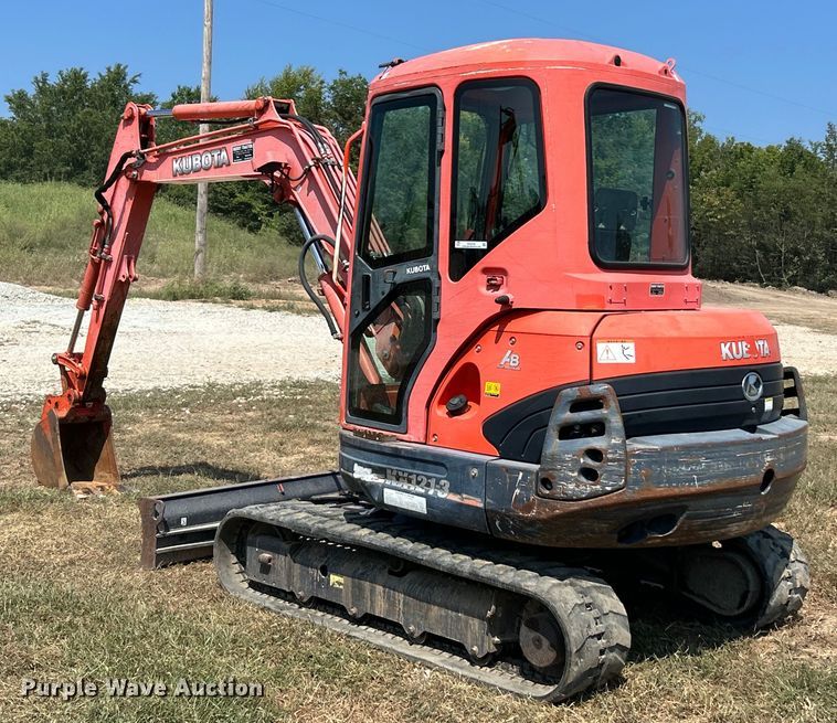 image for item EK3246 2011 Kubota  KX121-3ST mini excavator