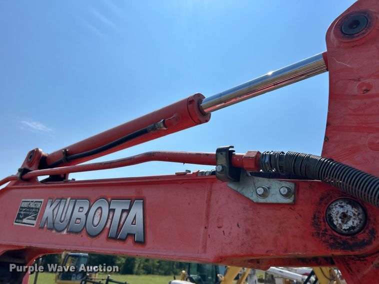 image for item EK3246 2011 Kubota  KX121-3ST mini excavator