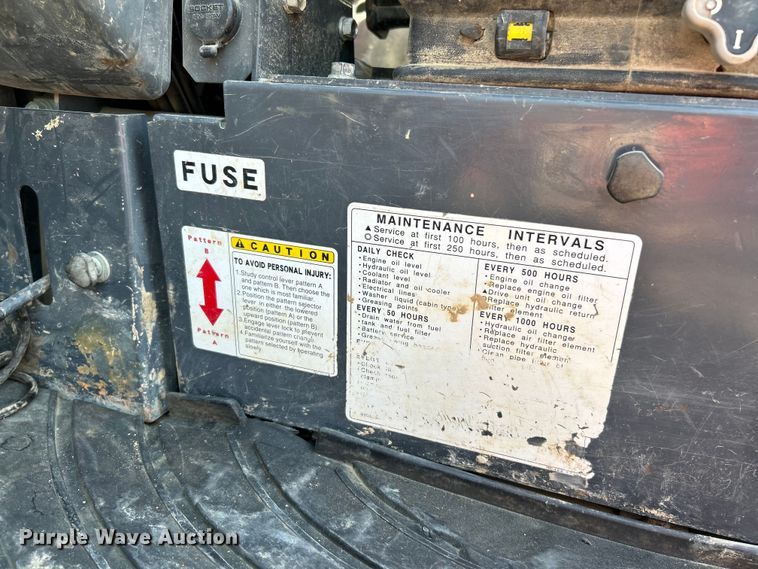 image for item EK3246 2011 Kubota  KX121-3ST mini excavator