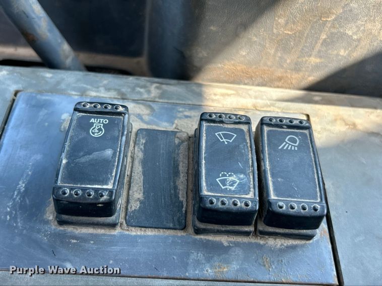 image for item EK3247 2011 Takeuchi  TB235 mini excavator