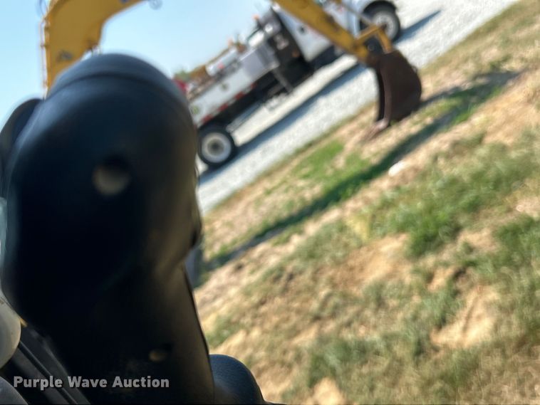 image for item EK3247 2011 Takeuchi  TB235 mini excavator