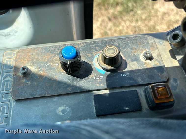 image for item EK3247 2011 Takeuchi  TB235 mini excavator