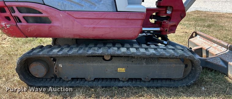 image for item EK3247 2011 Takeuchi  TB235 mini excavator