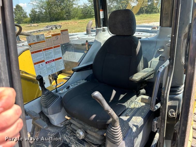 image for item EK3248 2006 Komatsu  PC138USLC-2E0 excavator