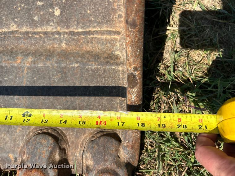 image for item EK3249 2007 Komatsu  PC78MR-6 mini excavator