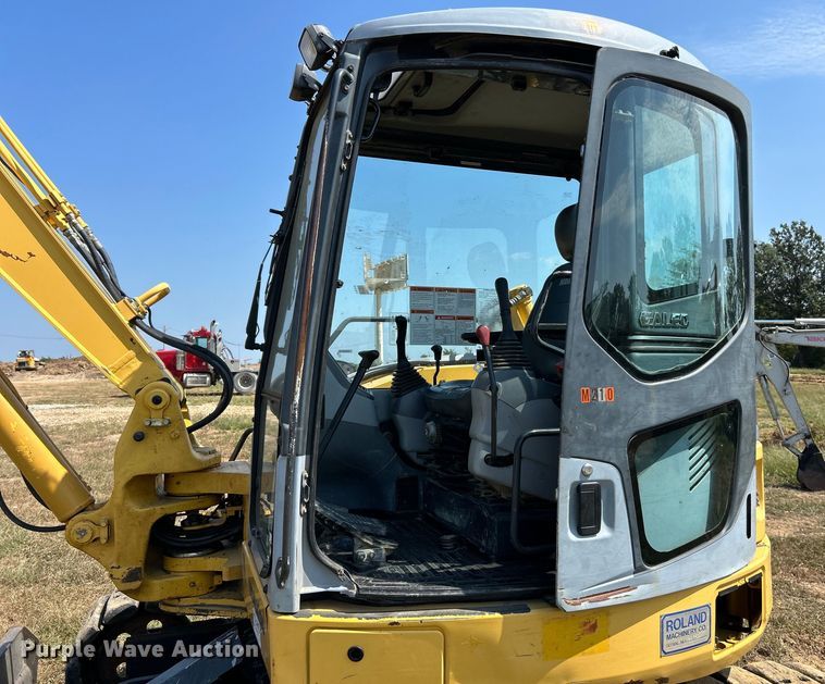 image for item EK3249 2007 Komatsu  PC78MR-6 mini excavator
