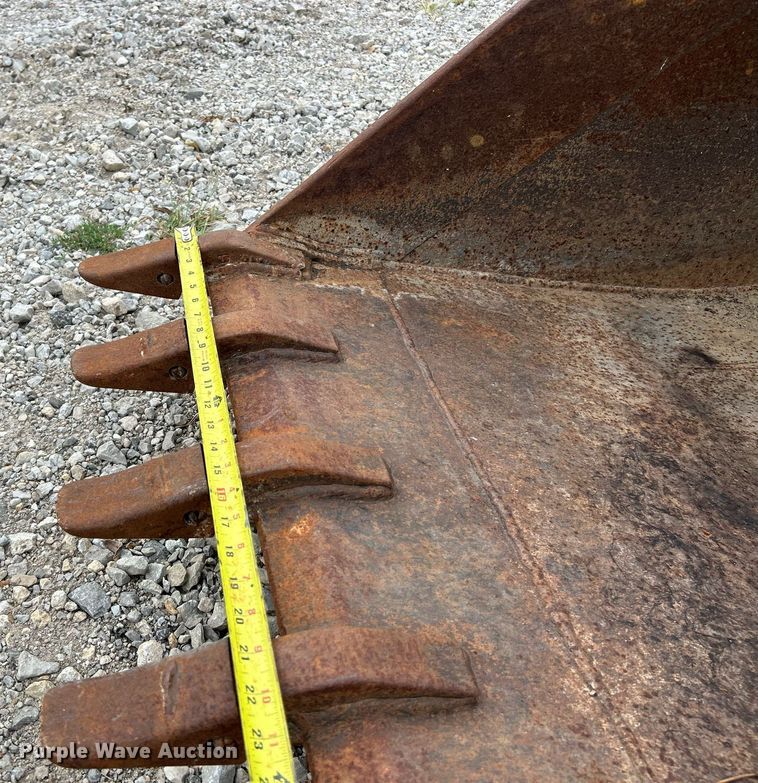 image for item EK3266 TAG 23453-01 Backhoe bucket