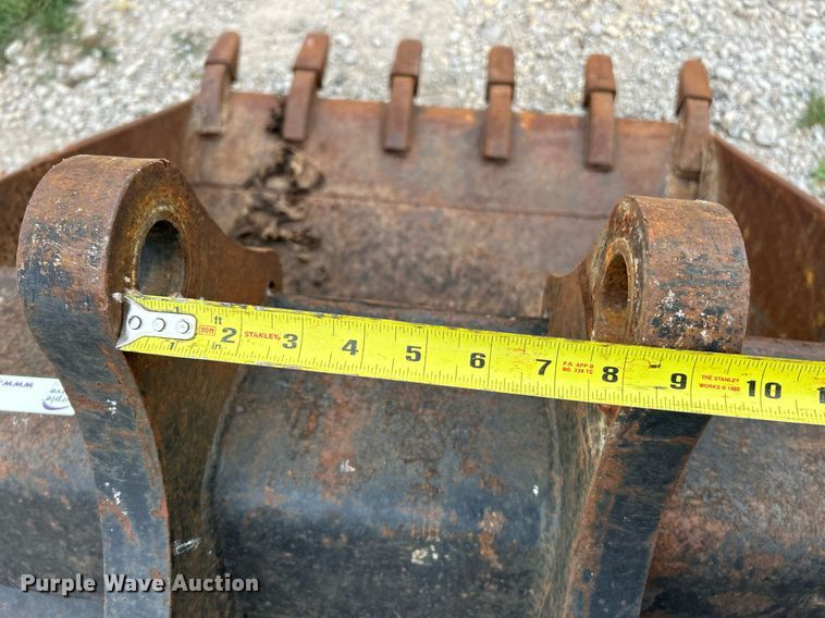 image for item EK3266 TAG 23453-01 Backhoe bucket