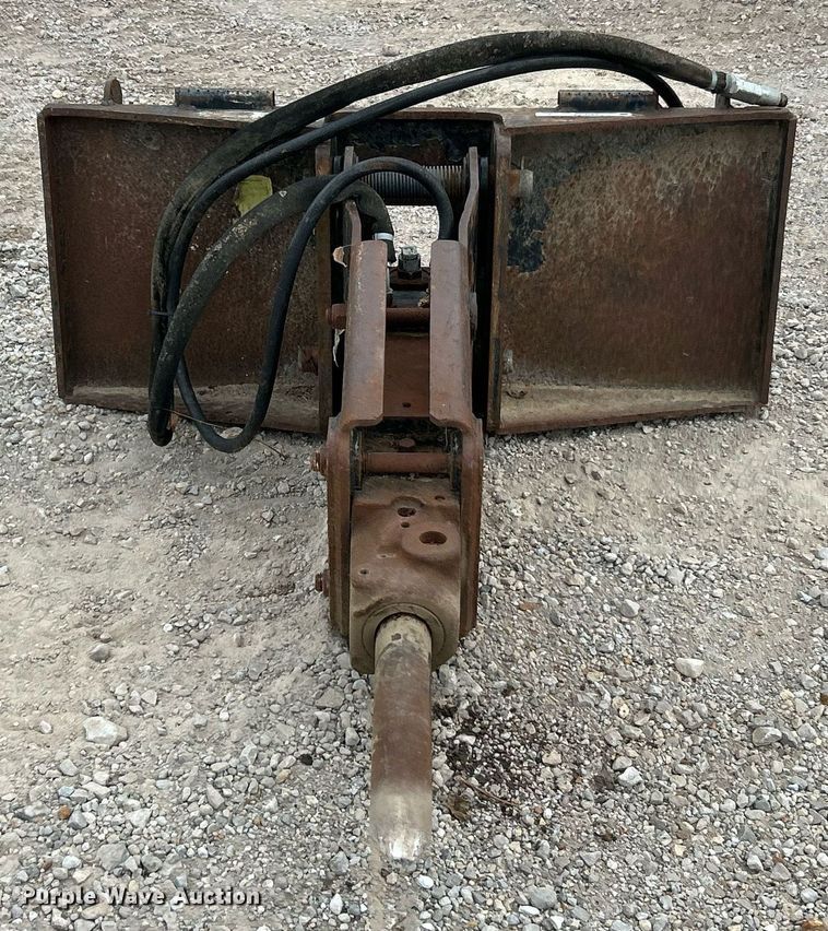 image for item EK3267 Huskie  skid steer breaker