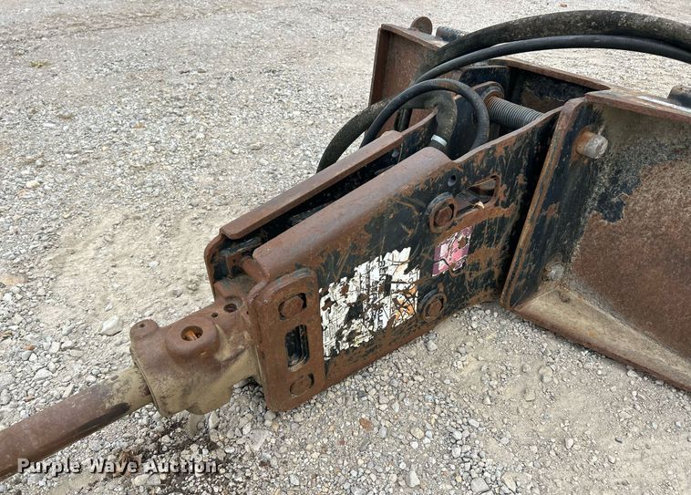 image for item EK3267 Huskie  skid steer breaker